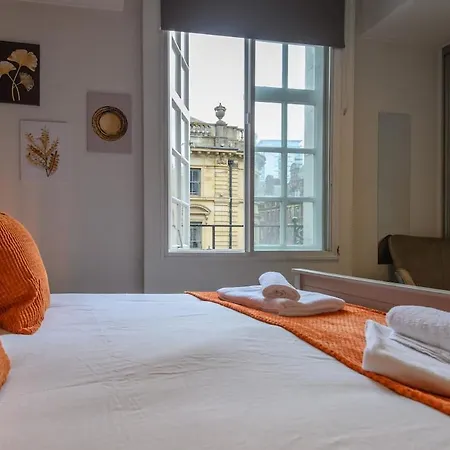 Prime Apartment In Leeds - Central Location شقة ليدز